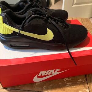 Nike Sneakers Black with Yellow Accents